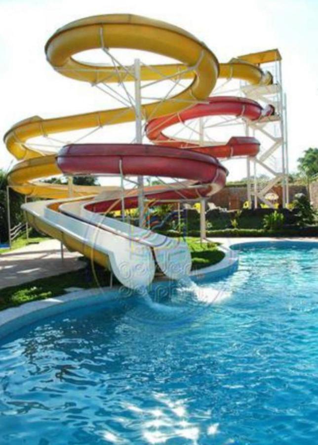 Golden Dolphin Grand Hotel Caldas Novas Bagian luar foto