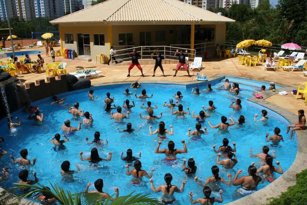 Golden Dolphin Grand Hotel Caldas Novas Bagian luar foto